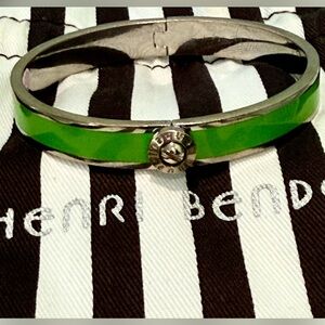 Henri Bendel Green and Silver Tone Hinged Bangle NWT